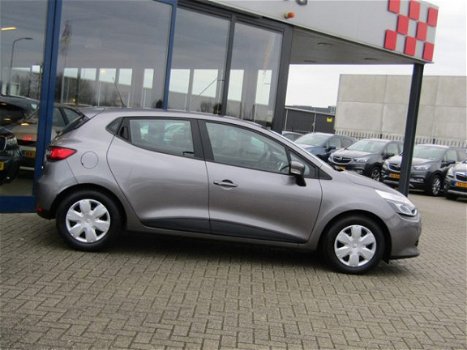 Renault Clio - 0.9 TCe Expression NAVI > - 1