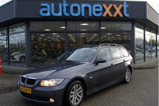 BMW 3-serie Touring - 320d Airco I LMV I PDC I Navi I Elec ramen v/a I Cruise Control I Trekhaak - 1