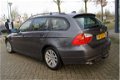 BMW 3-serie Touring - 320d Airco I LMV I PDC I Navi I Elec ramen v/a I Cruise Control I Trekhaak - 1 - Thumbnail