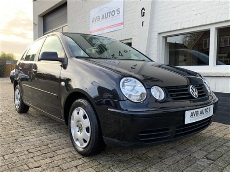 Volkswagen Polo - 1.2-12V Highline Airco Stoelverwarming - 1