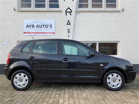 Volkswagen Polo - 1.2-12V Highline Airco Stoelverwarming - 1