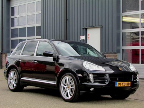 Porsche Cayenne - 4.8 S GTS Pakket-Leder-Panoramadak-Luchtvering-Clima(ECC)-Navigatie-Xenon-LED-21