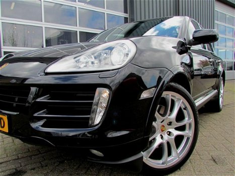 Porsche Cayenne - 4.8 S GTS Pakket-Leder-Panoramadak-Luchtvering-Clima(ECC)-Navigatie-Xenon-LED-21