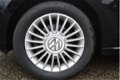 Volkswagen Up! - 1.0 high up BlueMotion - 2 Jaar garantie - 1 - Thumbnail