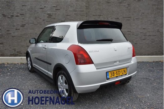 Suzuki Swift - 1.5 Exclusive Airco/Bluetooth/LM velgen 16''/Lage KM - 1