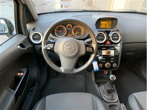 Opel Corsa - 1.3 CDTi Cosmo airco, cruise control, radio cd-speler, lichtmetaal - 1