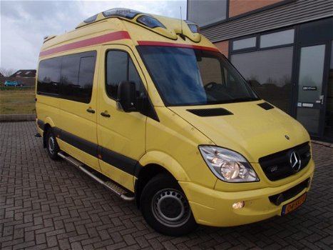 Mercedes-Benz Sprinter - 319CDI ambulace v6 compleet automaat airco btw/bpm vrij ideaal camper omvor - 1