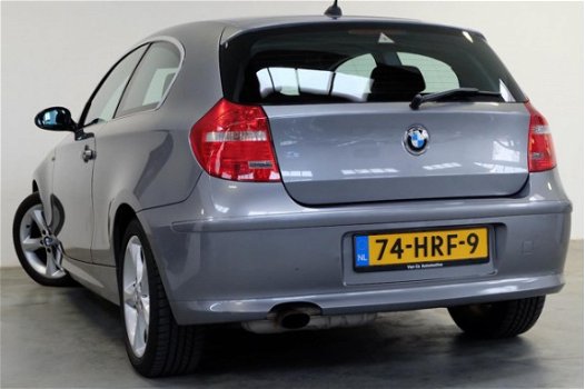 BMW 1-serie - 116i Business Line / Nieuwe banden / Goed onderhouden / NAP - 1