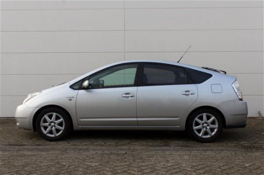 Toyota Prius - 1.5 VVT-i Hybrid - 1