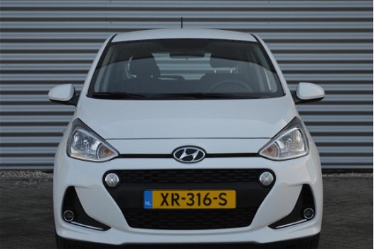 Hyundai i10 - 1.0i 66pk Comfort (Navi, PDC) - 1