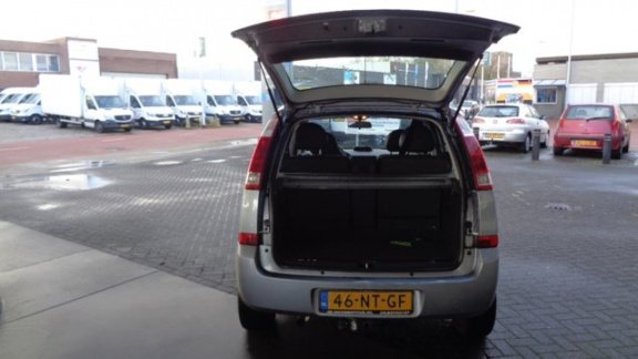 Opel Meriva - 1.6 Essentia Riem Vervangen Bij 85375 - 1