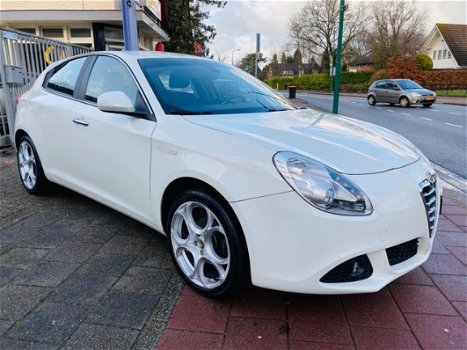 Alfa Romeo Giulietta - 1.4 T Progression Clima N.A.P - 1