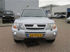 Mitsubishi Pajero - 3.5 V6 Instyle 7 Pers l Panodak l Automaat l Leer