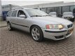 Volvo V70 - 2.5 R AWD l Youngtimer l Leer l Xenon l Opendak l - 1 - Thumbnail