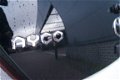 Toyota Aygo - 1.0 VVT-i x-play l Airco | Android auto / Apple carplay - 1 - Thumbnail