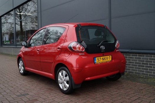 Toyota Aygo - 1.0-12V Aspiration Red l Airco - 1