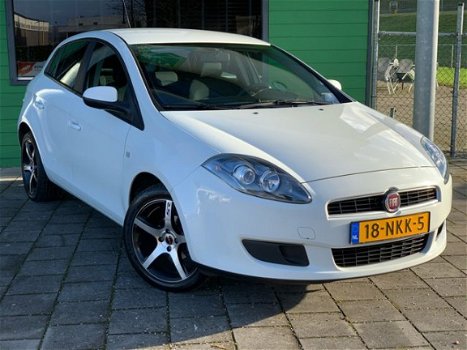 Fiat Bravo - 1.4i / Sport ''NieuwStaat'' D-Riem Verv./ - 1