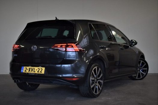 Volkswagen Golf - 1.4 TSI GTE GR. NAVI/STOELVERW./LED/18