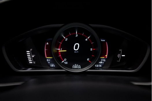 Volvo V40 - 2.0 D2 R-Design Sport Sport (NAVIGATIE, XENON, ALCANTARA, ZWART HEMEL, STOELVERW, DIGITA - 1