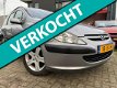 Peugeot 307 Break - 2.0-16V XS Nieuwstaat Dealer onderhouden 1e eigenaar - 1 - Thumbnail