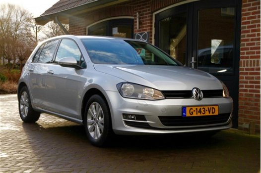 Volkswagen Golf - 1.2 TSI Edition - 1