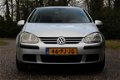 Volkswagen Golf - 1.6 FSI Trendline 6-bak 115pk 5drs Airco NAP - 1 - Thumbnail