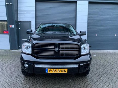 Dodge Ram Pick Up - HEMI 5.7 - 1