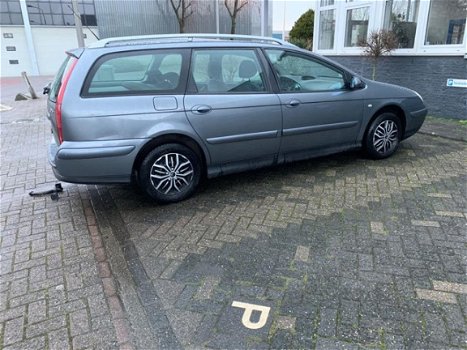 Citroën C5 Break - 2.0-16V Différence - 1