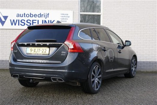 Volvo V60 - 2.4 D6 AWD Plug-In Hybrid Summum - 1