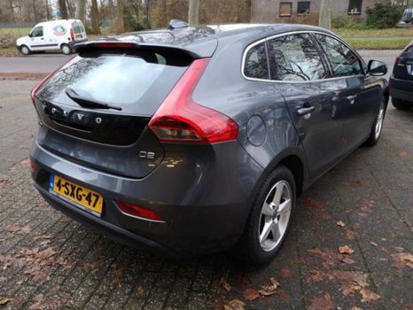 Volvo V40 - 1.6 D2 Summum - 1