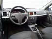 Opel Vectra Wagon - 2.2-16V Comfort / Airco / 5-deurs / elek ramen / Cruise control / - 1 - Thumbnail