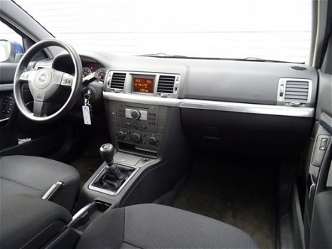 Opel Vectra Wagon - 2.2-16V Comfort / Airco / 5-deurs / elek ramen / Cruise control / - 1