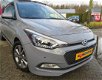 Hyundai i20 - 1.2 HP Premium AIRCO/ECC / SCHUIFDAK / LM VELGEN - 1 - Thumbnail