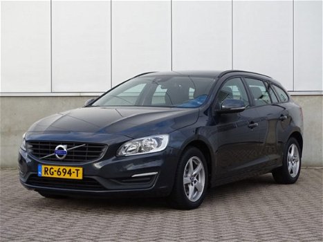 Volvo V60 - 2.0 D2 Kinetic - 1