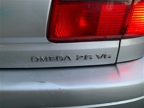Opel Omega - 2.6i V6 Exec.Ed. AUT, LEER, XENON, VOL Optie - 1
