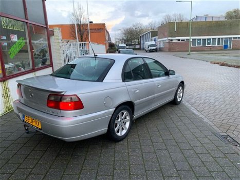 Opel Omega - 2.6i V6 Exec.Ed. AUT, LEER, XENON, VOL Optie - 1