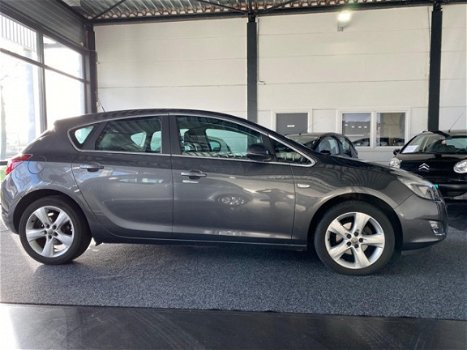 Opel Astra - 1.4 Turbo Sport - 1