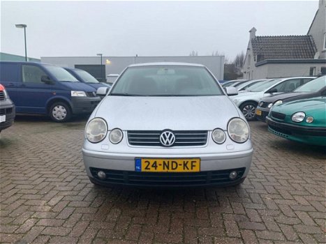 Volkswagen Polo - 1.9 TDI Highline ( LAGE KM - NAP / APK / AIRCO / CLIMA / DAK / 5DRS ) - 1