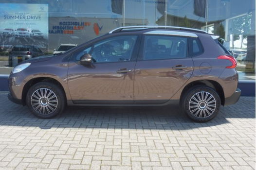 Peugeot 2008 - 1.2 PureTech Active Automaat, Airco, Navi, Pano dak, Cruise Control, Bluetooth - 1