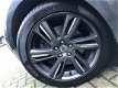 Volvo V40 Cross Country - 2.5 T5 AWD Momentum | Camera | Automaat | 255 pk | Navigatie | Cruise | - 1 - Thumbnail