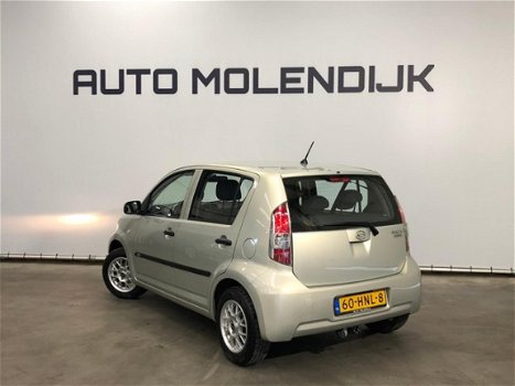 Daihatsu Sirion 2 - 1.0-12V Premium / Airco / Nieuwe APK - 1