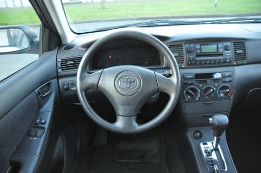 Toyota Corolla - 1.6 VVT-i Linea Terra 5 deurs AUTOMAAT *AIRCO* Nieuwe APK - 1