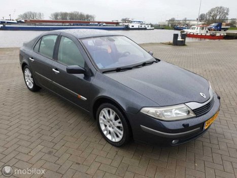 Renault Laguna - 1.8-16V Privilège - 1