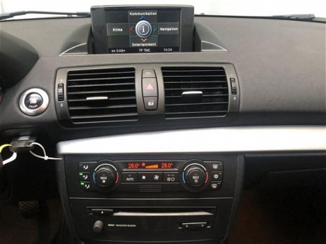 BMW 1-serie - 116i Executive , Navgatie, Schuifdak, Stoelverwarming - 1