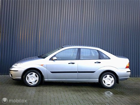 Ford Focus - 1.6-16V NW APK UNIEK KM Dealeronder 1e eigenaar - 1