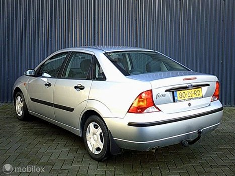 Ford Focus - 1.6-16V NW APK UNIEK KM Dealeronder 1e eigenaar - 1