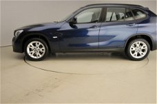 BMW X1 - XDrive 2.0I Navigatie / Clima / GSM / PDC / Spiegelpakket / Alu 17 inch