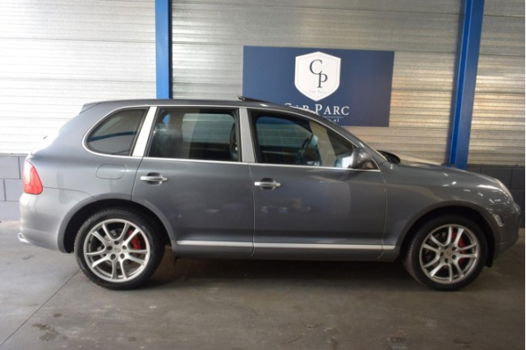 Porsche Cayenne - 4.5 Turbo 500PK+/SPORTUITLAAT/PCM/SCHUIFDAK/BOSE/LEDER/LUCHTVERING/NAVI/APK 09-'20 - 1