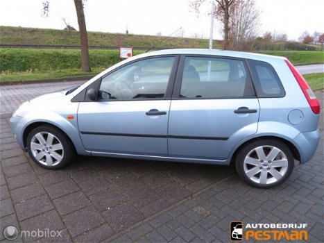 Ford Fiesta - 1.4 TDCi Ambiente perfecte staat APK 26-1-2021 - 1