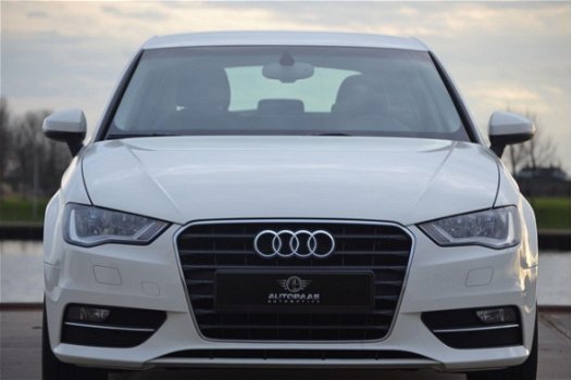 Audi A3 Sportback - 1.4 TFSI CoD Attraction Pro Line 150 PK NAVIGATIE | PDC | DEALERONDERHOUDEN | BT - 1